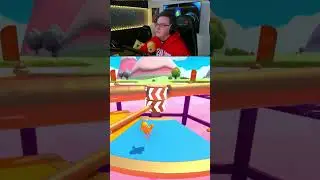 Стример Fall Guys получает кастомы W #fallguys #fallguyscustoms #youtubegaming #livegaming #short...