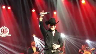 Christian Nodal - “Te Voy A Olvidar” En Vivo