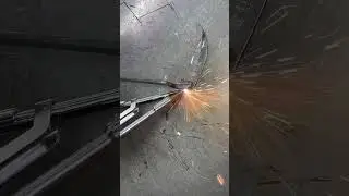 Welding just got a whole lot cooler. 😎 #TechGenius #LaserWelding #CompactPower