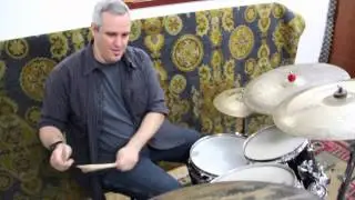 Baterista Mauricio Zottarelli: 