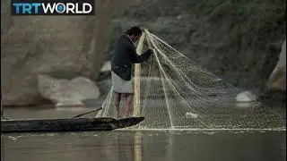India Recycling: Abandoned fishing nets used to make surfboards