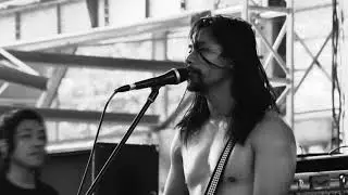 HUJAN LIVE HOUSE OF VANS