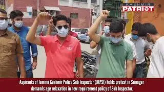 Aspirants of Jammu Kashmir Police Sub Inspector (JKPSI) holds protest