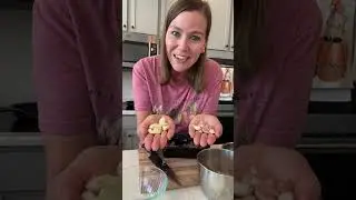 218  The best way to peel my #garlic from my #backyardgarden This garlic #
