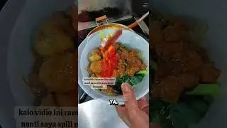 Ini sih mie ayam yamin terenakkkk kuahnya medok rasanya sudah pasti lezat#mieayam #mieayamviral #fyp
