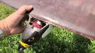 垂直尾翼の無い鳥型機：ハヤブサ　ラダー操舵量を減らしすぎて墜落