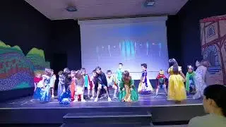 I5 B - Sindicat de princeses (Final de curs 2024)