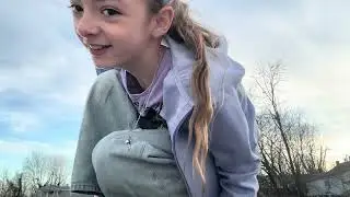 Daubs and anna try to survive outside until dark ( we went inside ) 