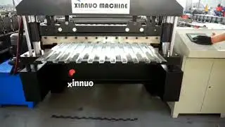 Shutter door roll forming machine