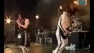 Korn - Twist (Live in Sidney)