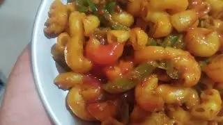 Uk vlogs 216 is live#fastfood #macaroni #foodies #recipe #taste #delicious 😋