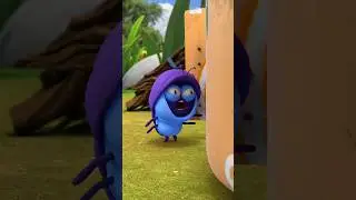 Bee fight funny video #short #funny #beee #viral