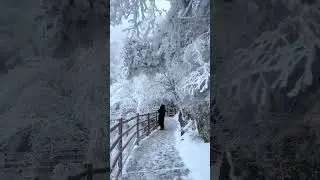 Heavy Snow at Laojun Mountain ❄️✨ Fell Into a Fairyland@ShubhAndKajal
