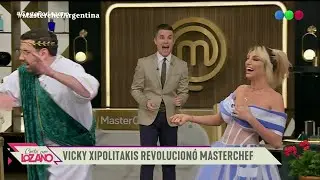 &iexcl;Pobre Betu! La t&eacute;cnica de Vicky Xipolitakis para romper platos - Cort&aacute; por Lozano 2022