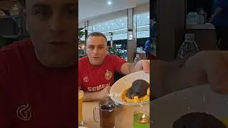 American Tries the BEST Meat in the World 🇮🇩🔥Nasi Rendang Padang at Lamun Ombak