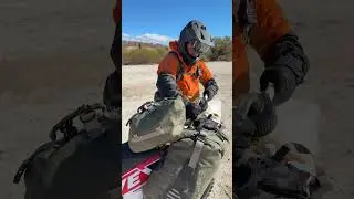 Rear Fuel Fill on the Alpine 60L Rackless ADV Luggage System ⛽️ | Mosko Moto