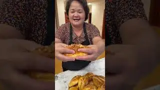 Пирожки с курицей и сыром , запеченые. И тесто и начинка шикарные. Рецепт