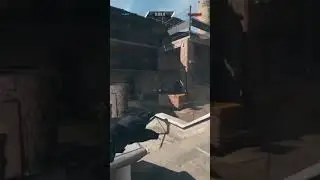 Gulag bugs 3 enemies?!? #shorts #warzone2 #warzoneclips #battleroyale