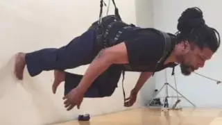 Christopher Johnson rehearses with Bandaloop