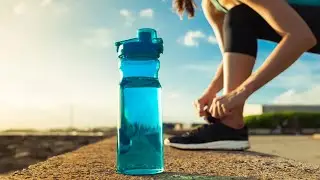Top 10 Best Water Bottles for Hiking, Travel & Backpacking in 2024