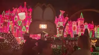 4K It's a Small World Holiday Free-To-Use Night Mall Walkthrough & Entrance Disneyland CA 11/16/2025