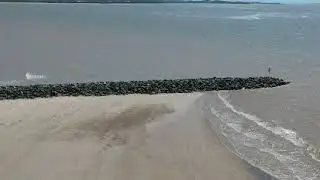 Keppel Sands Beach