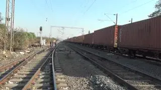 TIGERFACE WAG-7 LOCOMOTIVE -- COLOURFUL FREIGHT TRAIN -- 100KPH FLAT