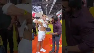 ALI BILAL SHOW HIS ABS #bodybuilding #gym #sheruclassic #yt
