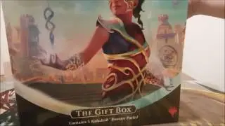 MTG Standard Showdown buy a box promo BOOSTER CRACK! And The Gift Box