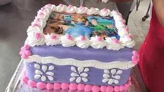 Pastel cuadrado para niña | Torta cuadrado para niñas de la princesa Sofia en papel comestible