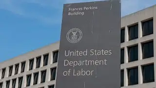 US Initial Jobless Claims Drop by 33,000