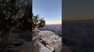 The Grand Canyon at sunset is a ✨ vibe ✨ #grandcanyon #hiking #hikingtrails #arizona #nationalpark