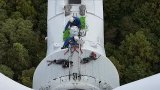 「空中ルポ」高所作業現場、体を張って難所で修繕…三重県大台町、長崎県