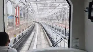 Crossing the Rainbow Bridge at Odaiba, Tokyo from Inside the Yurikamome Train!