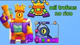 Pegando 1k de trofeus no rico time ajudou demais