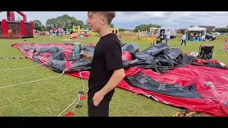 Paul @ Mega Bounce Play Park Watching A Inflatable Being Deflated & Rolled Up 🏰 8th June 2025 Part 4
