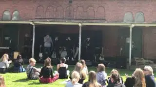 Tre Piger Og En Klaver: F&oslash;rste Mashup Live At Askov MusikFestival 20/17