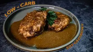 Kotlety drobiowe z pieczarkami w sosie grzybowym | Chicken & Mushroom Patties in Mushroom Sauce