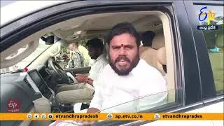రామచంద్ర యాదవ్&zwnj;ను అడ్డుకున్న పోలీసులు | Police Stops Ramachandra Yadav | Karedu Village