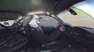 Рекорд скорости автомобиля при движении на двух колесах - почувствуйте скорость как никогда раньше!