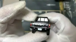 Nuevo unboxing. Datsun Truck 4WD King Cab AD by Tomica Limited Vintage Neo