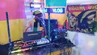 DJ Daniel de Olinda - Scientist - Dub You Teeth My Neck / CMD Studio 