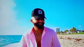 Manu ecoute sa 😂😂