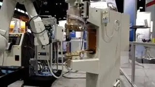 NDZ Welder Demo FABTECH 2011.avi