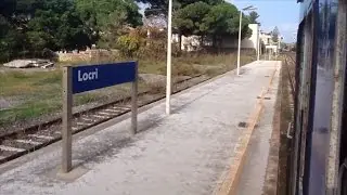 Partenza dalla stazione di Locri (RC) con treno regionale 12716