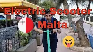 Driving an electric scooter in the Sliema's huge promenade? - Malta 🇲🇹- 😁🤦&zwj;♂️❤️&zwj;🔥