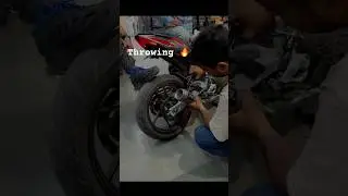 Aprilia Tuono 457 throwing flames 🔥 #457 #tuono457 #modification #exhuastsound #modifiedexhaust