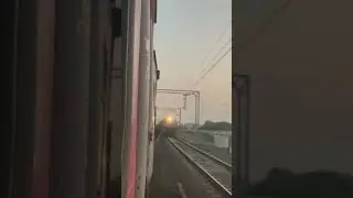Full Speed face off #train #trainjourney #indianrailways #travel #traveller #india #fasttrains #4k