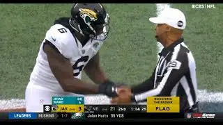 Jihad Ward Shakes Refs Hand After giving him a Roughing the Passer Penalty😂