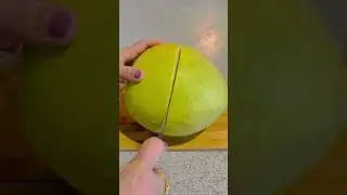 CUTTING RED POmELO #shorts #asmr #pomelo #fruit #citrus #satisfying #viral #cutting #youtubeshorts